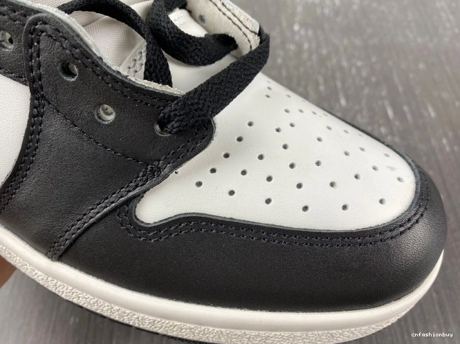 White Black Jordan High BQ4422-001 (2023) Retro 1 85 0726